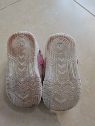 Zapatillas/sandalias bebé talla 19 rosa