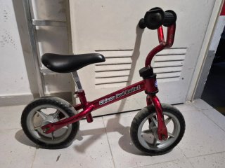 Bicicleta sin pedales Chicco Roja