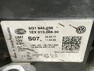 Faro dcho VW Golf 7.5 R-Line