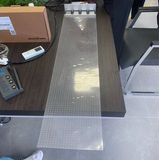 Pantalla LED transparente para tu negocio