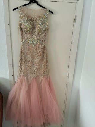 Vestido de fiesta dorado