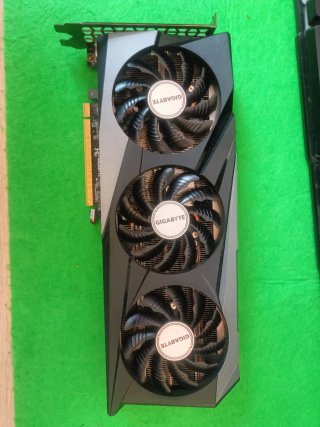 GeForce RTX 3060 Ti GAMING OC 8 Gigabyte