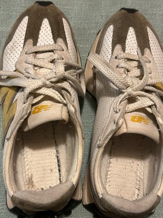 New Balance Beige y Blanco SOLO ENVIOS