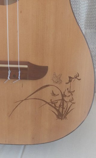 Ukelele Ortega Barítono