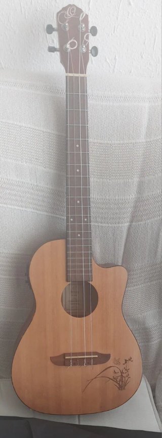 Ukelele Ortega Barítono