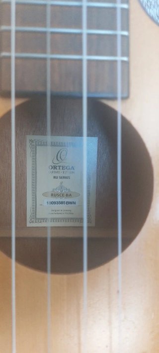 Ukelele Ortega Barítono