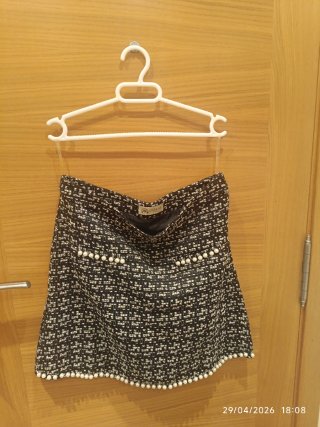 Traje de chaqueta y falda tweed perlas