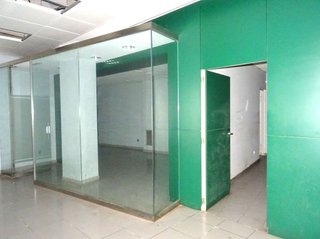 Local comercial en alquiler en Bufalà en Badalona