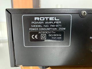 Etapa de Potencia Rotel RB-971 Negra