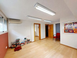 Oficina en venta en Santa Marina - La Paz en Badajoz