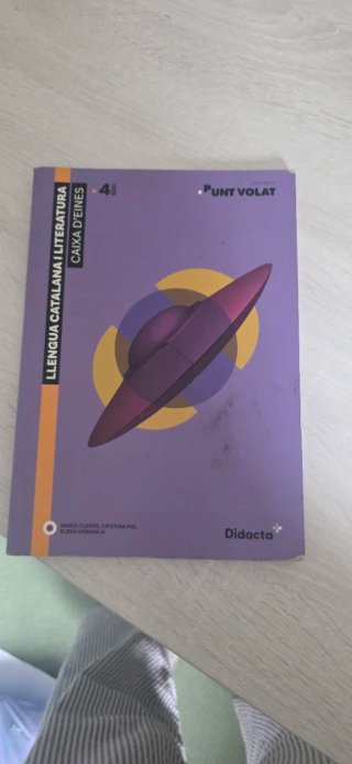 Llengua catalana i literatura, 4 ESO. Caixa d'e...