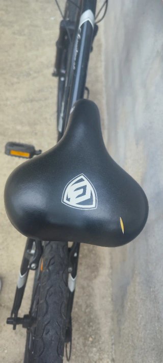 Bicicleta Urbana Negra Cesta Berg Crosstown 3.0