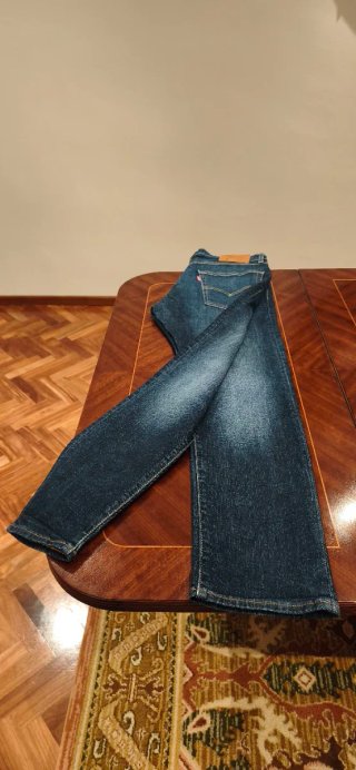 PANTALÓN VAQUERO LEVI´S 502 "DARK BLUE", W32 L32.