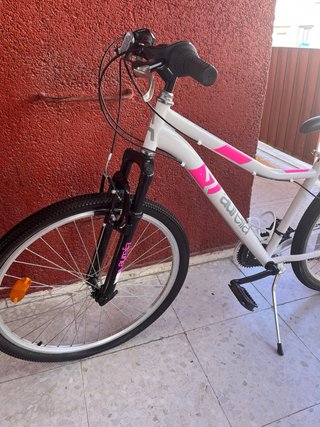 Bicicleta niña Aurelia blanca y rosa