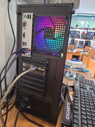 PC Gaming Ryzen 5 5600X RTX 1650 4GB
