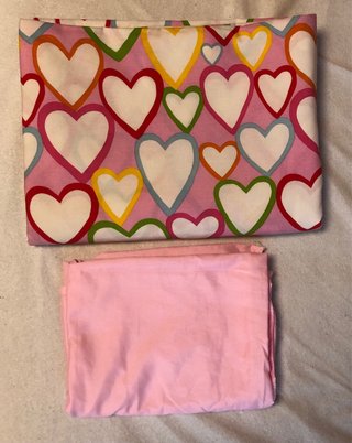 Funda nórdica y funda de almohada con corazones