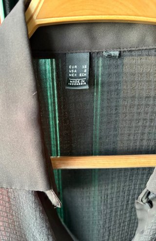 Camisa semitransparente negra -Mango-