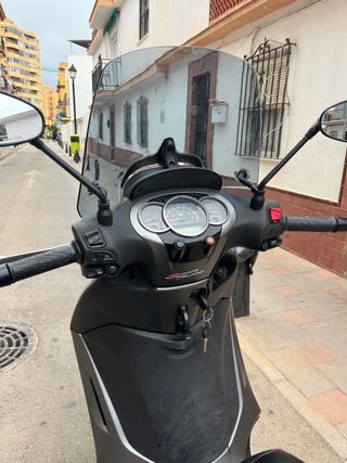 Piaggio Beverly 300 ABS Sport