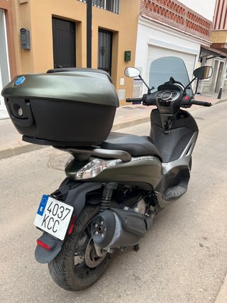 Piaggio Beverly 300 ABS Sport