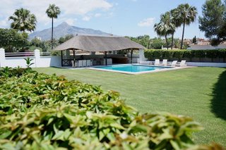 Casa en alquiler en Nueva Andalucía centro en Marbella