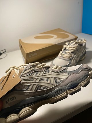 ASICS GEL-NYC Beige/Gris T.40