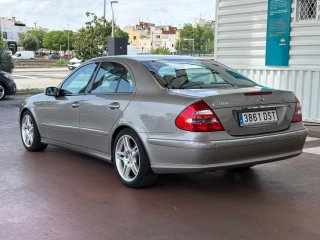 IMPECABLE MERCEDES E280 CDI PEGATINA B