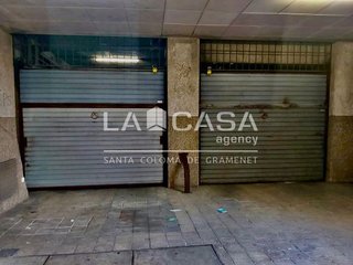 Garaje en venta en Centre en Santa Coloma de Gramanet