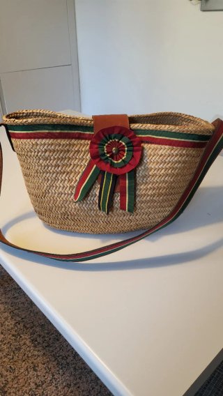 Borsa vimini con tracolla