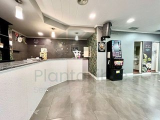 Local comercial en alquiler en Portillejo - Valdegastea en Logroño