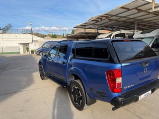 Nissan NP300 Navara Blackline hardtop  2020