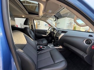 Nissan NP300 Navara Blackline hardtop  2020