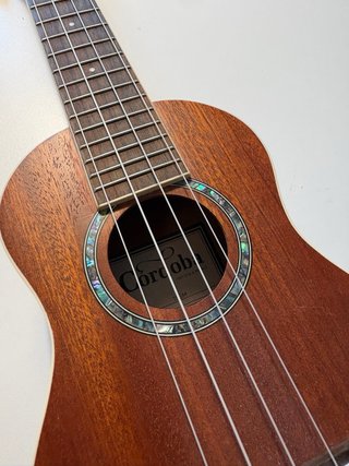 Ukelele Soprano Cordoba 15SM - como nuevo