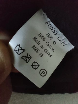 Gorro vikingo púrpura y blanco