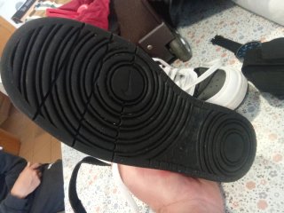 Zapatillas Nike Blancas y Rojas