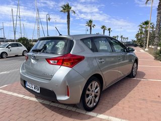 Toyota Auris 2014