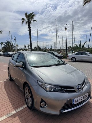 Toyota Auris 2014