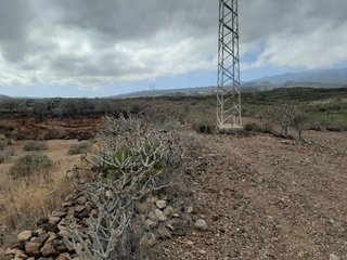 Terreno en venta en El Médano en Granadilla de Abona