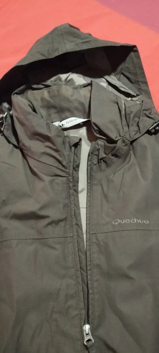 Anorak Quechua XL nuevo