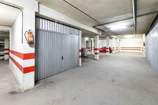 Garaje en venta en Zubia (La)