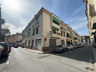 Garaje en venta en Zubia (La)