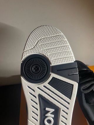 Louis Vuitton Skate Nere