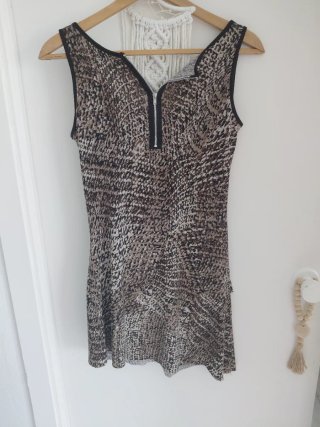 Conjunto 2 Camisetas Flores y Marrón Talla L