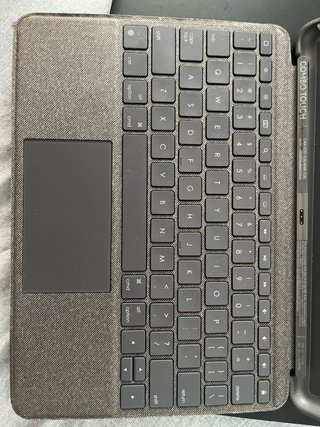 Funda Logitech iPad 7 con Teclado y Trackpad