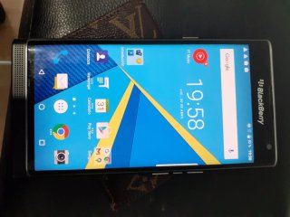 BlackBerry Smartphone Negro