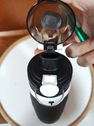 Botella plegable de Colorline Negra
