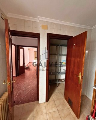 Se vende casa adosada para reformar en Bailén