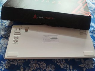 Teclado 75% Mecánico Inalámbrico Blanco y Morado