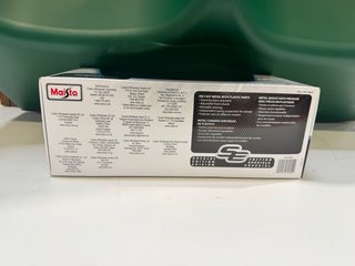 Maisto 1:18 Lamborghini Countach LPI 800-4