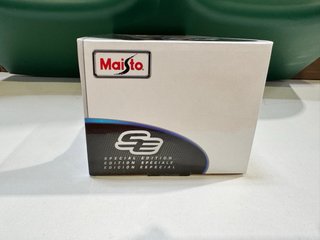 Maisto 1:18 Lamborghini Countach LPI 800-4