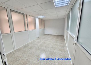 Oficina en alquiler en Ensanche - Diputación en Alicante